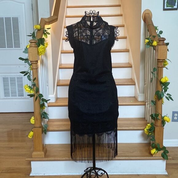 🔅Anthropoligie Endless Rose Little Black Lace Midi Fringe Hem Dress 🌹🔅 - Picture 5 of 14
